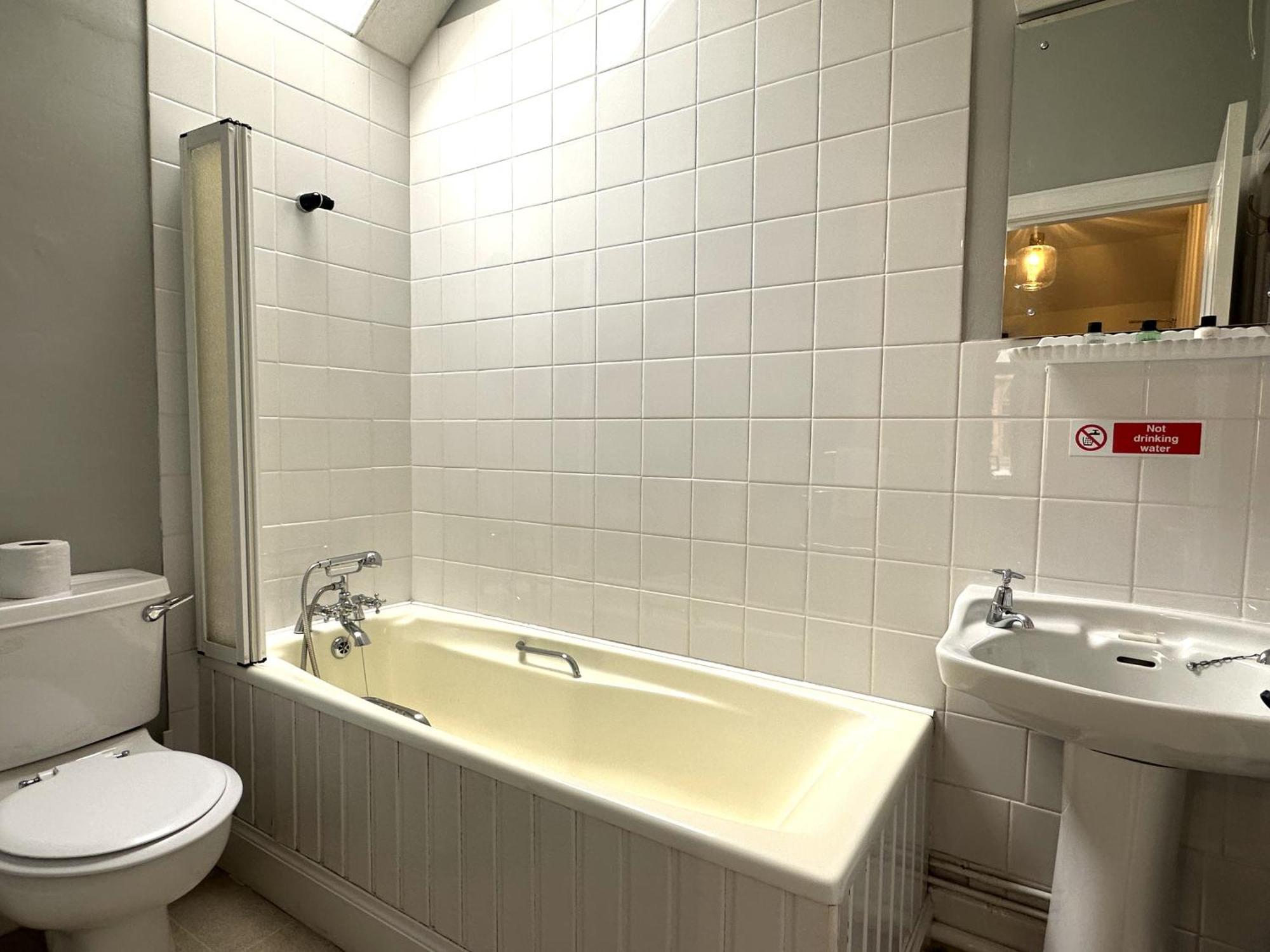 Hotel Navidale House - Bed, Breakfast & Bar Helmsdale Zimmer foto